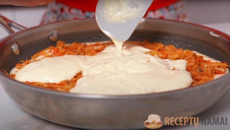 Ароматный, мягкий и вкусный. Заливной пирог с капустой на сковороде