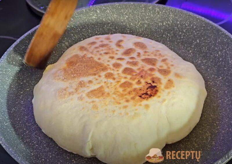 Беру 1 стакан кефира и готовлю 4 лепёшки! Хачапури на сковороде: рецепт без дрожжей