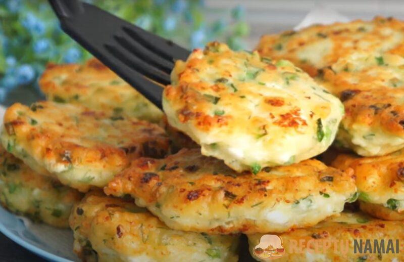 Оладьи за 15 минут. Идеально подходят на завтрак: целая гора вкуснятины из 1 стакана кефира