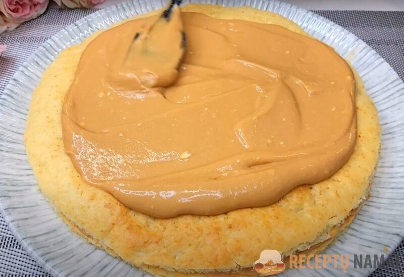 Круче Медовика и Наполеона. Сметанный торт на творожных коржах: порадуйте себя сладким угощением