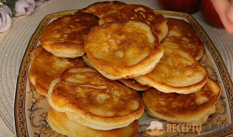 Быстрые пышные оладушки с яблоками. Вкуснятина на завтрак для всей семьи