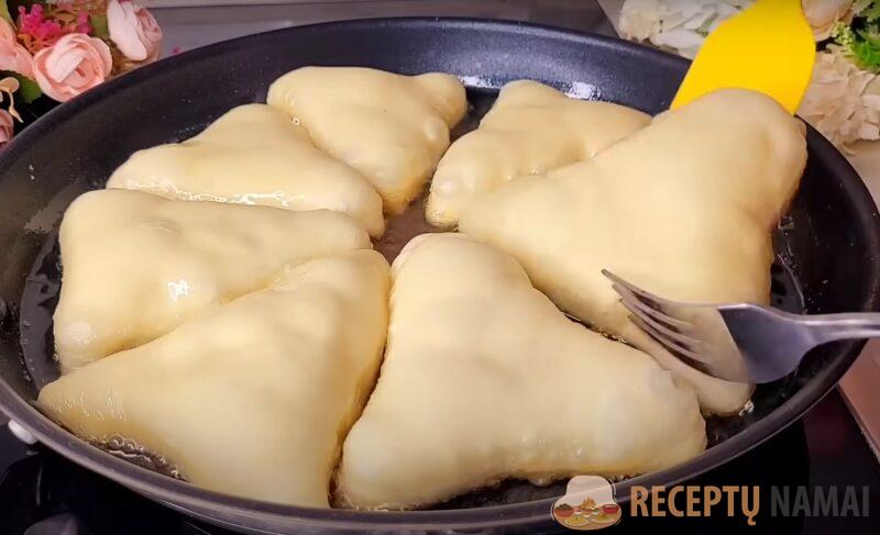 Быстрые картофельные пирожки. Готовлю пока закипает чайник: быстрее рецепта не видела