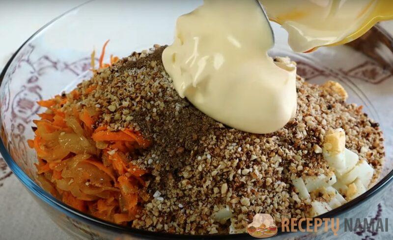 Можно использовать, как намазку. Новый салат "Кузьмич" - простой и вкусный рецепт на каждый день