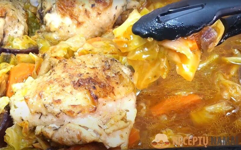 Кочан капусты и куриные бедра. Так готовит моя турецкая бабушка: вкусный и недорогой рецепт