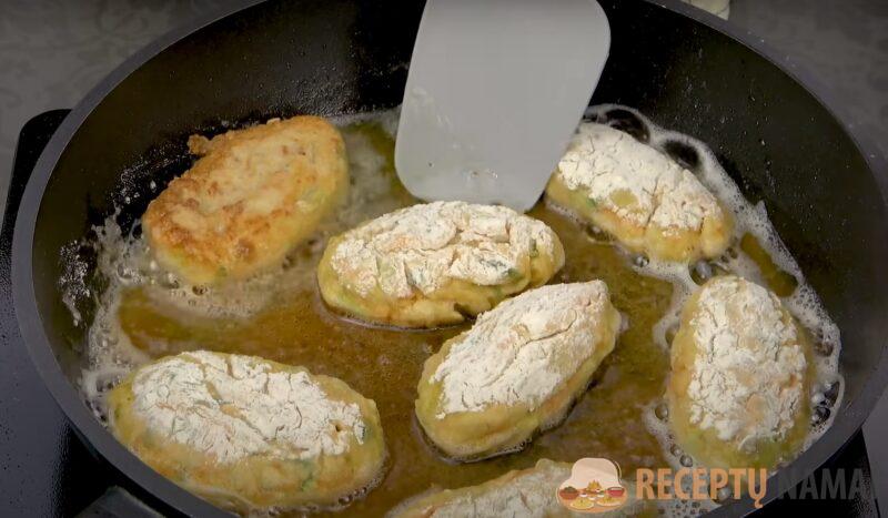 Котлеты больше не готовлю, кабачки с овсянкой получаются вкуснее. Полезное блюдо на ужин