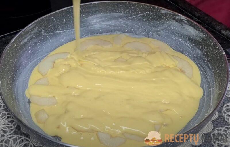 Намного вкуснее шарлотки. Пышный пирог на сковороде: рецепт без хлопот