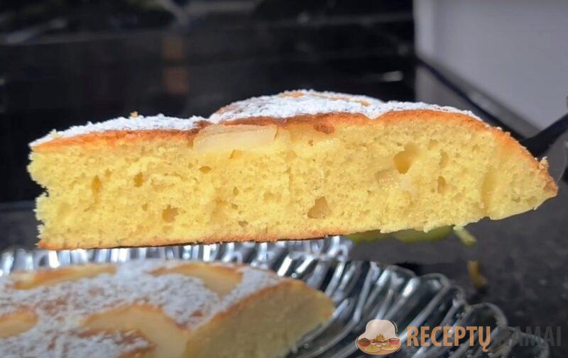 Намного вкуснее шарлотки. Пышный пирог на сковороде: рецепт без хлопот