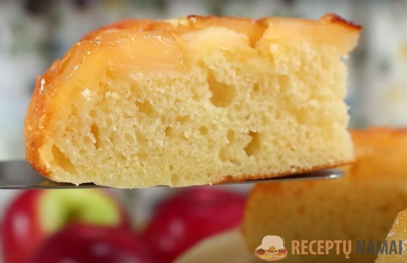 Яблочный пирог на сковороде. Тесто готово за 5 минут: быстрый рецепт