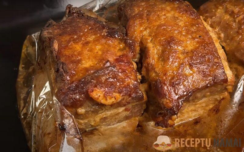 Подсели на мясо по этому рецепту. Сочная грудинка в духовке: можно взять самое недорогое мясо