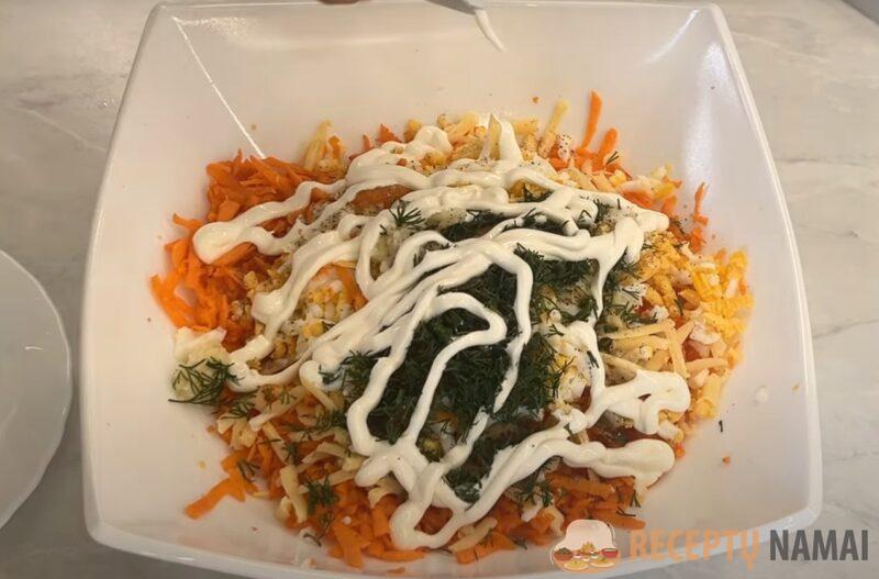 Простой и вкусный салат из морковки. Самые доступные ингредиенты: найдутся у каждого