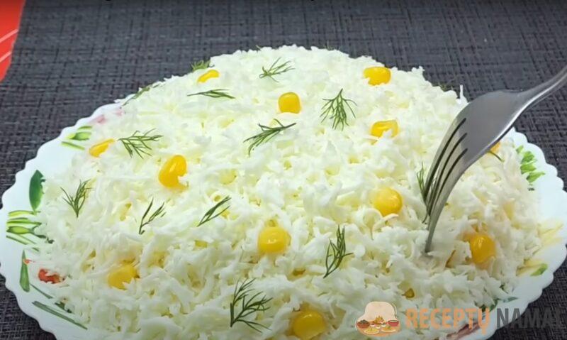 Простой Новогодний салат. Красиво и вкусно: покоряет всех, кто пробовал