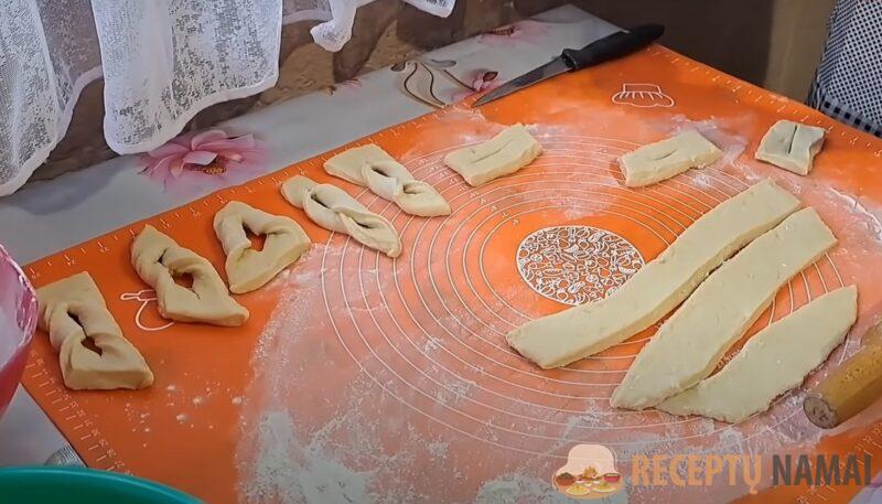 Сладкий Хворост: классический рецепт на кефире. Как быстро и просто приготовить Вергуны