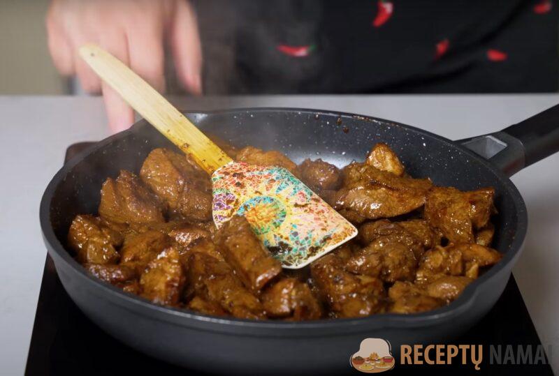 Шашлык на сковороде: рецепт- шедевр. Лучшее, что можно приготовить дома