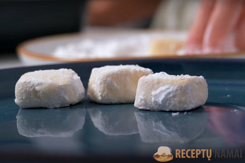 Печенье нежное и вкусное: просто тает во рту. Быстрый рецепт без яиц