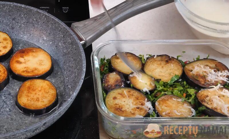 Рецепт вкуснейших баклажанов с чесноком, перцем и зеленью. Вкус детства: можно заготавливать даже на зиму