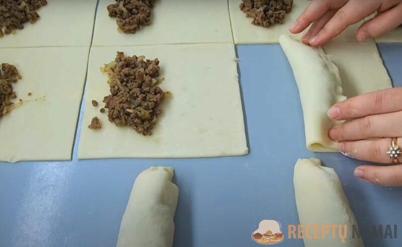 Вкусные и ароматные пирожки с фаршем. Такое приготовление вы еще не видели