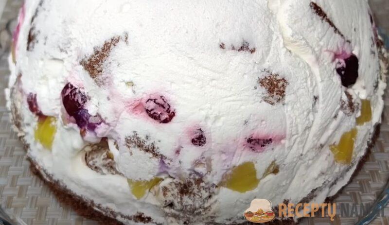 Это что-то новое. Праздничный торт со сливочным кремом и ананасами: покоряет с первого кусочка