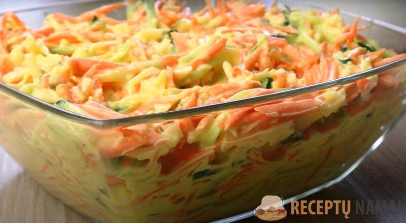 Всего 3 ингредиента, а готовить 5 минут. Салат с морковью и огурцом: просто и вкусно