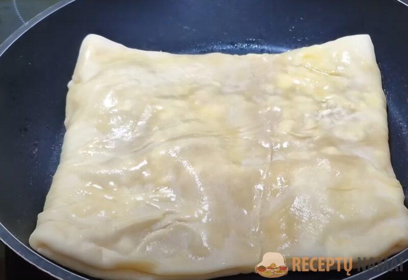 Взбивайте творог с яйцом. Лепёшки с творожной начинкой, готовлю вместо сырников на завтрак