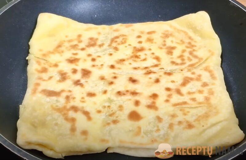 Взбивайте творог с яйцом. Лепёшки с творожной начинкой, готовлю вместо сырников на завтрак