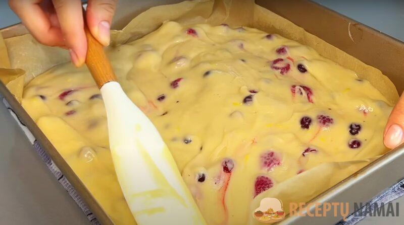 Все смешал и в духовку. Пирог на кефире за 5 минут: простой и вкусный рецепт