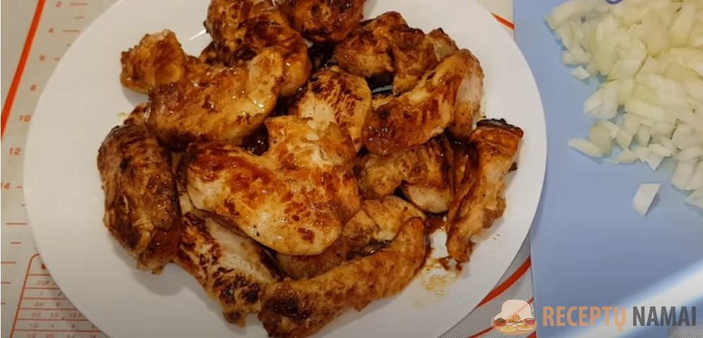 И почему я раньше так не готовила куриное филе. Курица фантазерка удивила всех моих гостей