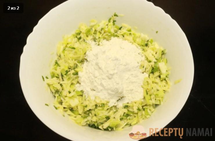 Капустные котлеты больше не делаю: смешала капусту с картошкой и на сковороду, получается проще и быстрее