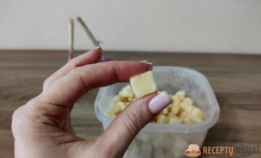 У меня чеснок больше не гниёт и не засыхает: уже второй год пользуюсь особым способом хранения (делюсь)