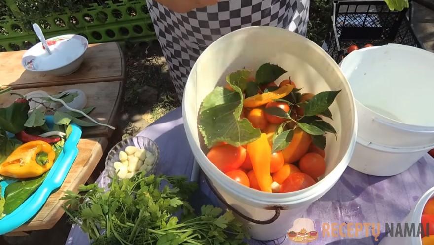 «Помидоры, квашенные с сахаром» по рецепту родственника из Самарканда