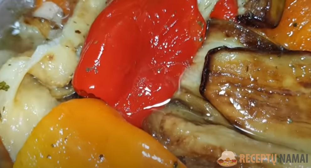 Вкуснее ничего не ела! Готовлю каждую неделю и никак не надоест. Маринованный перец с баклажанами