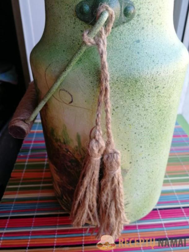 Знакомая удивила меня переделкой старого советского алюминиевого бидона. Очень хочу повторить