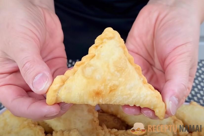Чебуреки из такого теста - сказка. Пузырчатые, мягкие пирожки с картошкой