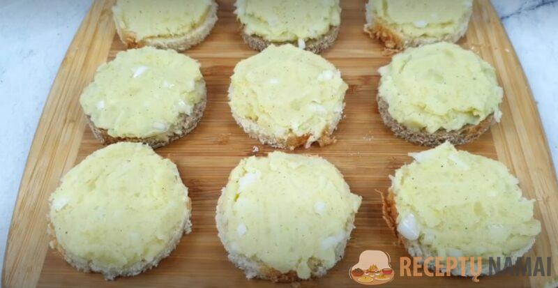 Хлеб и картофель. "Ленивые" пирожки по новому: даже духовку включать не надо