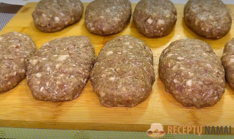 Меняю только гарниры. Рецепт вкусных, сочных и воздушных котлет