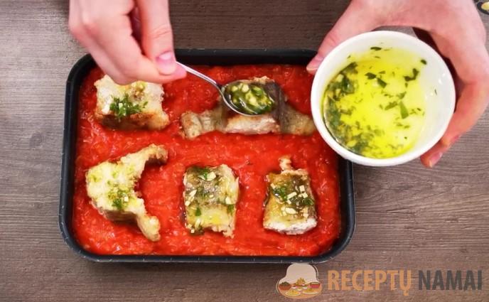 Минтай «по-провансальски», получается очень вкусно. Семье понравилось, попросили готовить так чаще