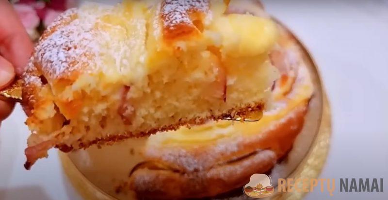 Яблочный пирог с кремом, который тает во рту! Быстро и вкусно к чаю