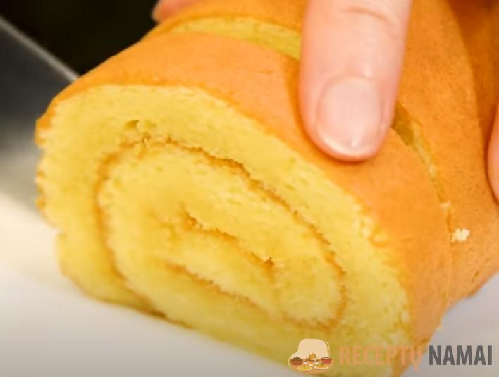 Простой бисквитный рулет к чаю. Лучше торта и готовь хоть каждый день