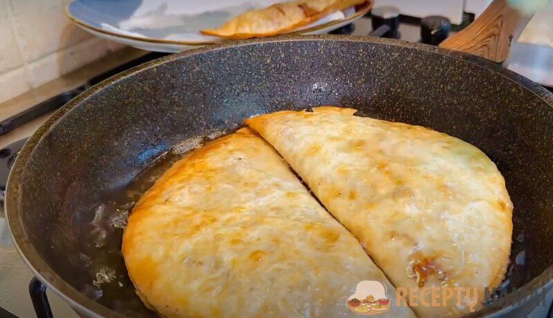 Ленивые чебуреки: просто фарш в лаваше. Муж точно расцелует вас за такой ужин