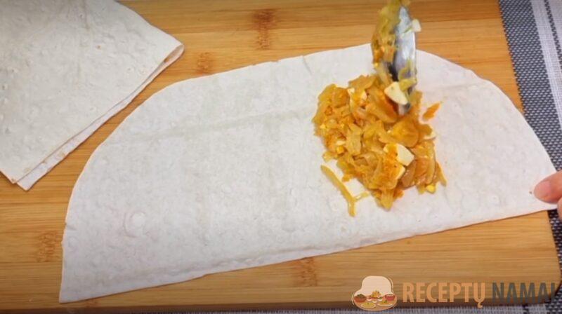 Ленивые, но такие вкусные – хрустящие и мягкие. Пирожки на сковороде без замеса теста