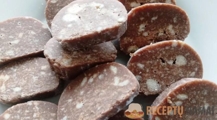 Десерт из детства – шоколадная колбаса. Мой рецепт: вкусная, нежирная и недорогая, потому что масла мало