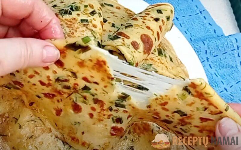 Блины-чебуреки: готовим золотистый хрустящий завтрак с тянущейся начинкой всего за 10 минут