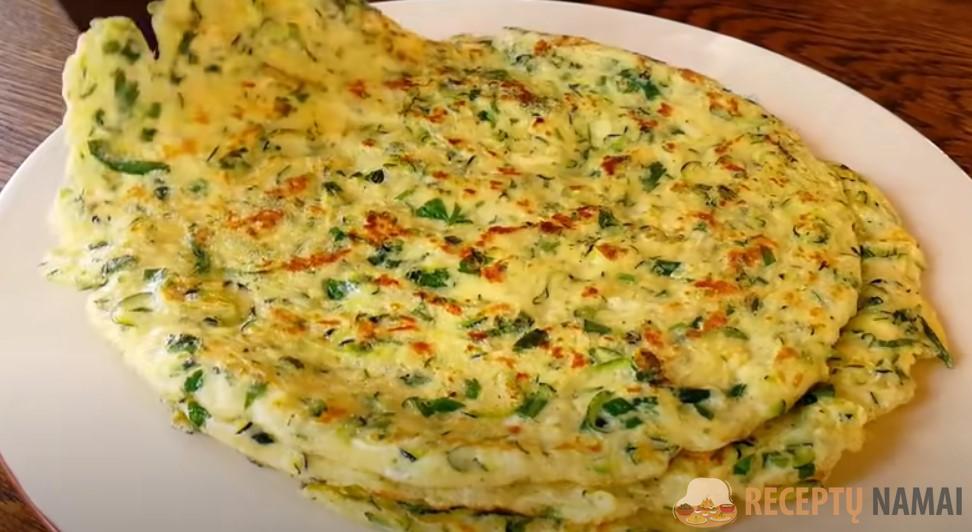 Пока есть кабачки, готовлю так. Вкусный и полезный обед на сковороде