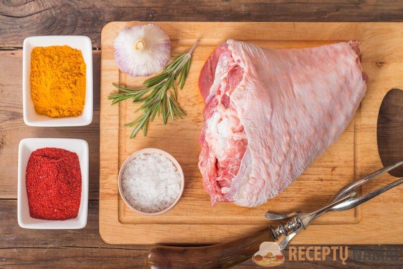 Птица с пряностями