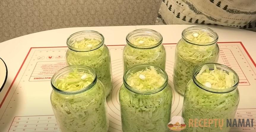 Свежая капуста круглый год: простой рецепт. Как сохранить молодую капусту на зиму