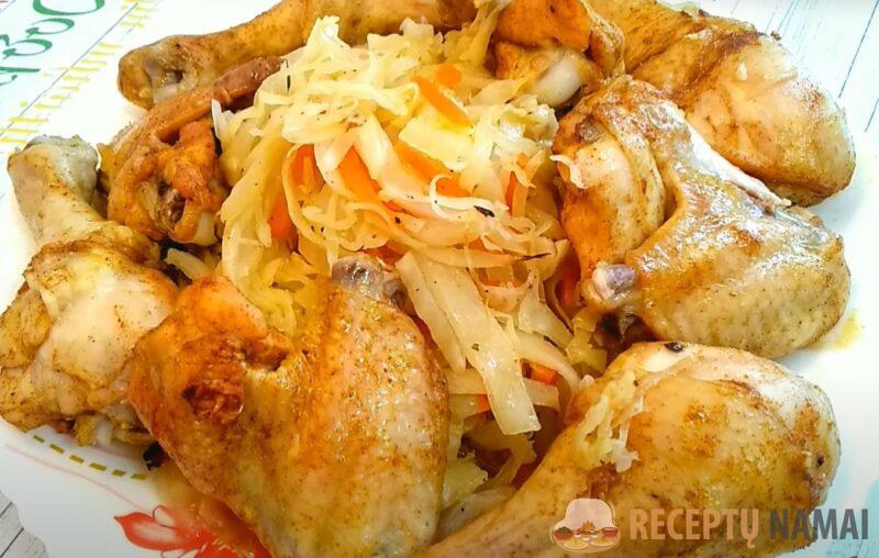 Гарнир и мясо в одном блюде: капуста с курицей в рукаве — идеальный вариант ужина в будний день!