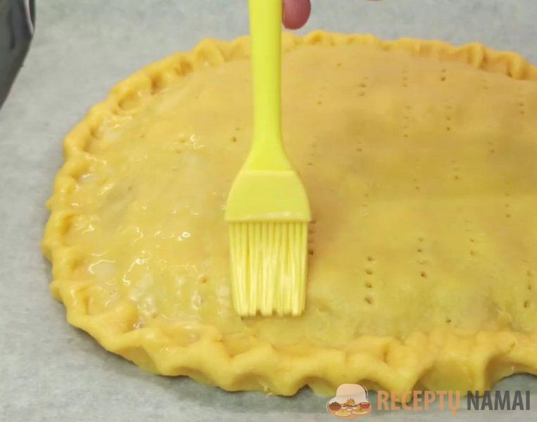 Быстрое тесто и ароматная мясная начинка! Вкусный пирог на скорую руку