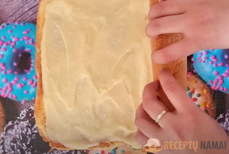 Рулет за 15 минут из простых ингредиентов. Вкусный и необычный десерт