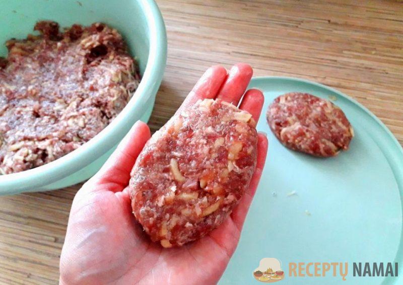 Почему яйцо и хлеб совсем не обязательные ингредиенты в котлетах. Шеф повар дал правильные советы