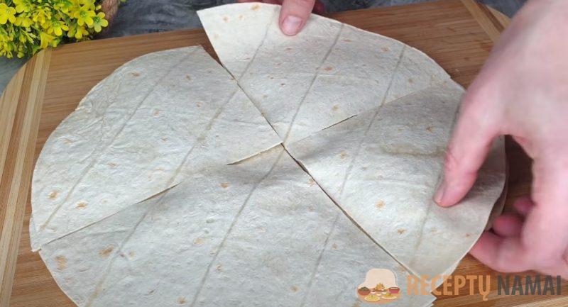 Вкуснее всяких чебуреков. Готовлю 2 раза в день и просят еще: быстро и вкусно из лаваша и фарша