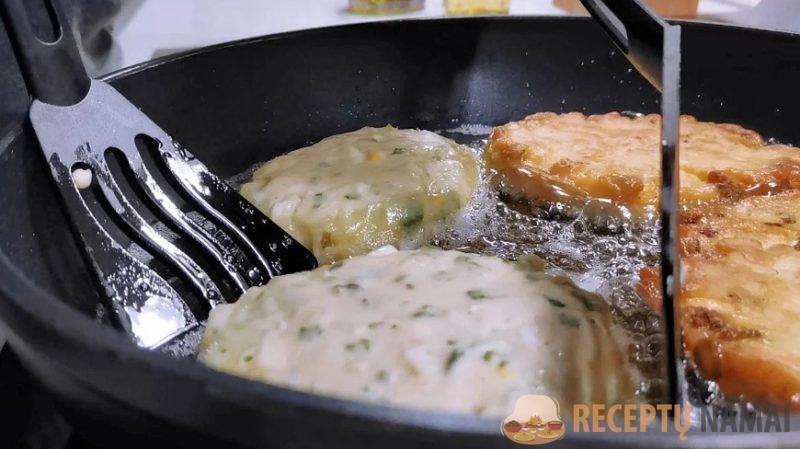 Тесто без дрожжей за 5 минут. "Ленивые" пирожки с яйцом и луком: жарю, как оладьи